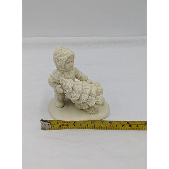 Snowbabies Depart 56 Retired Carrying A Christmas Tree I'll Put Up The Tree! - Picture 6 of 11